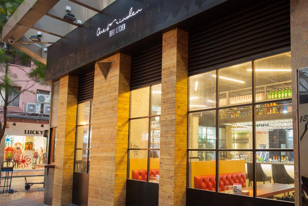 Harbour Bay Hotel Hong Kong Bagian luar foto