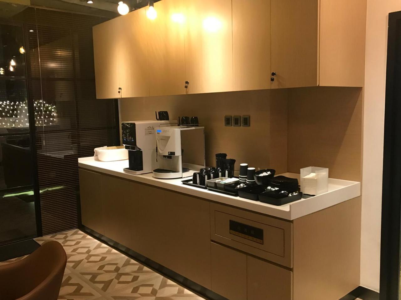 Harbour Bay Hotel Hong Kong Bagian luar foto
