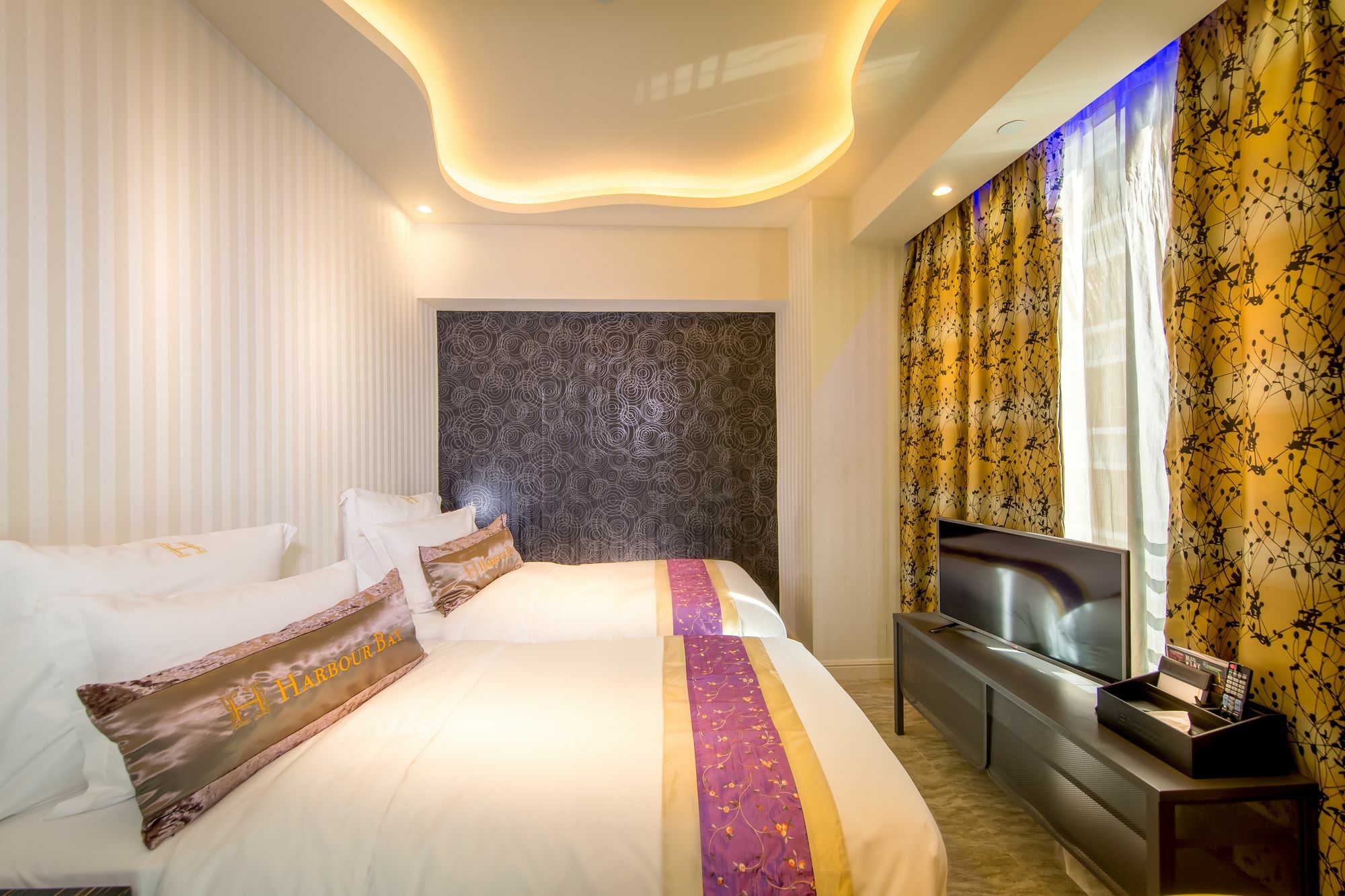Harbour Bay Hotel Hong Kong Bagian luar foto